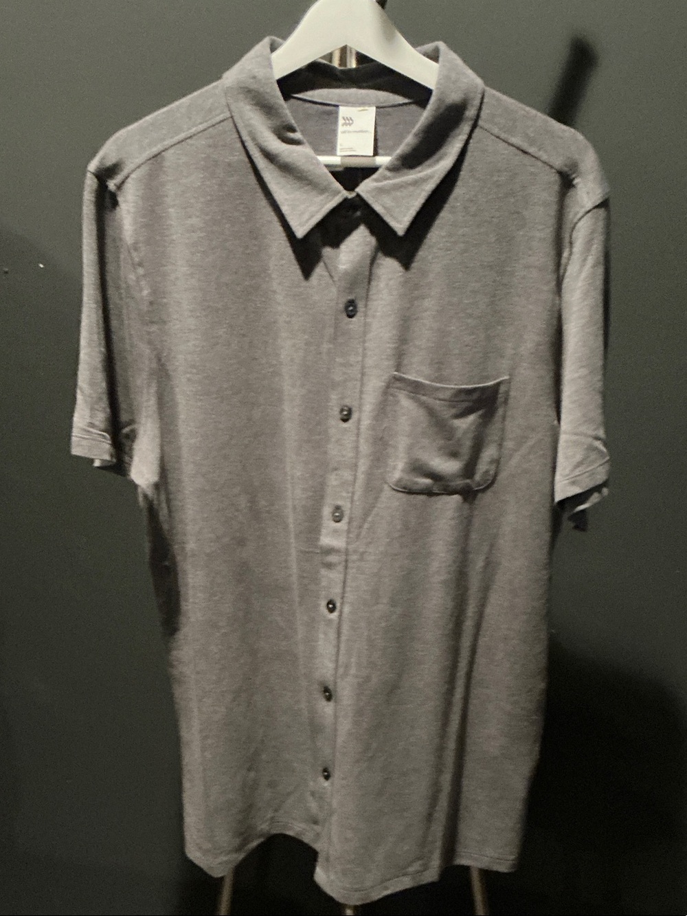 Gray Short-Sleeve Button-Down Shirt